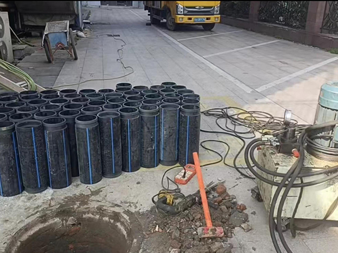 普陀PE置换管厂家 DN315置换管 非开挖管短管置换